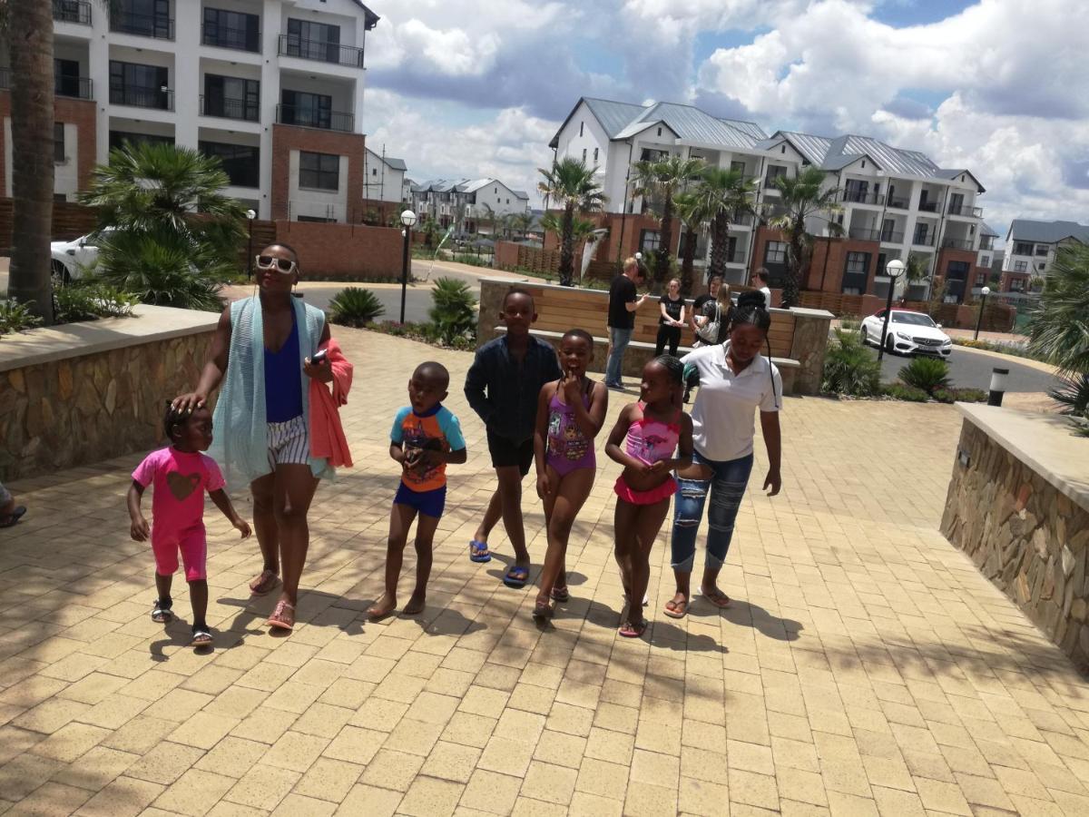 The Blyde Riverwalk Estate, Crystal Lagoon, Pretoria East Extérieur photo