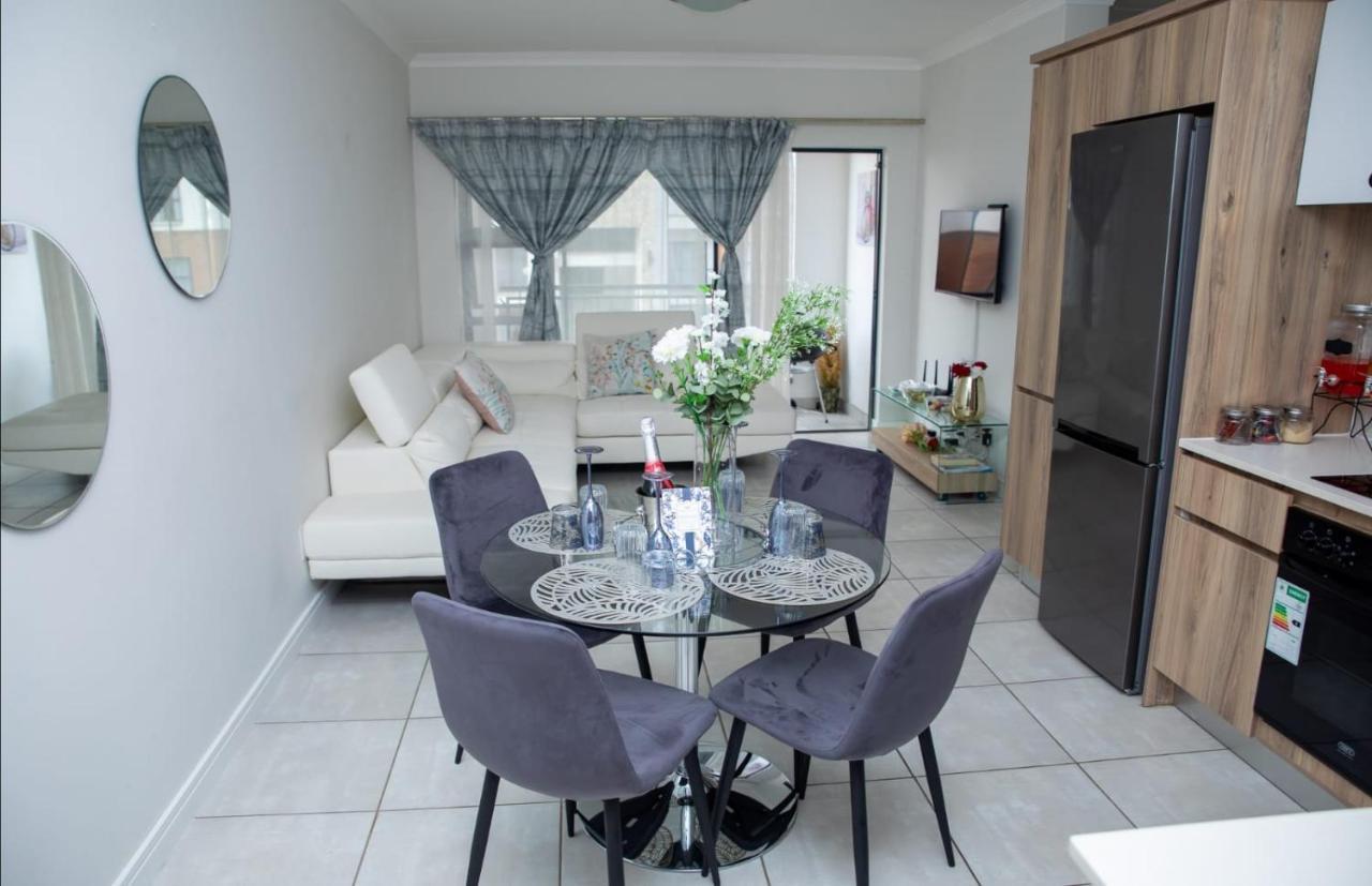 The Blyde Riverwalk Estate, Crystal Lagoon, Pretoria East Extérieur photo